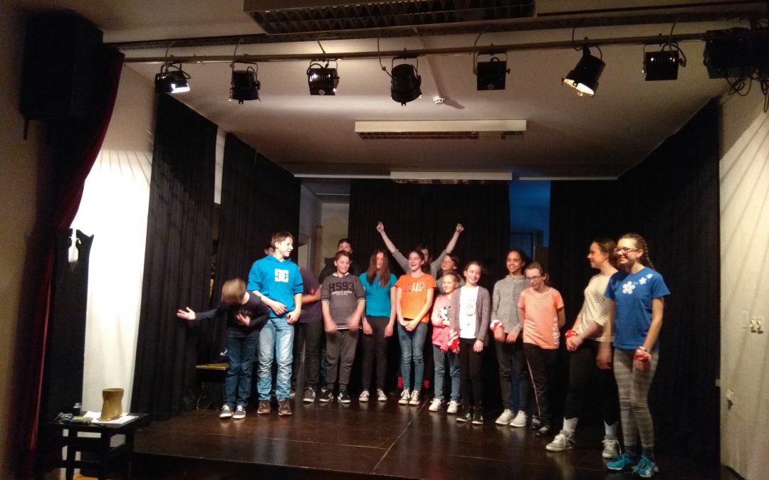 Premierna predstava impro igre v Ljubljani